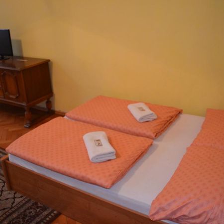 Ab Apartments Karlovy Vary Kültér fotó
