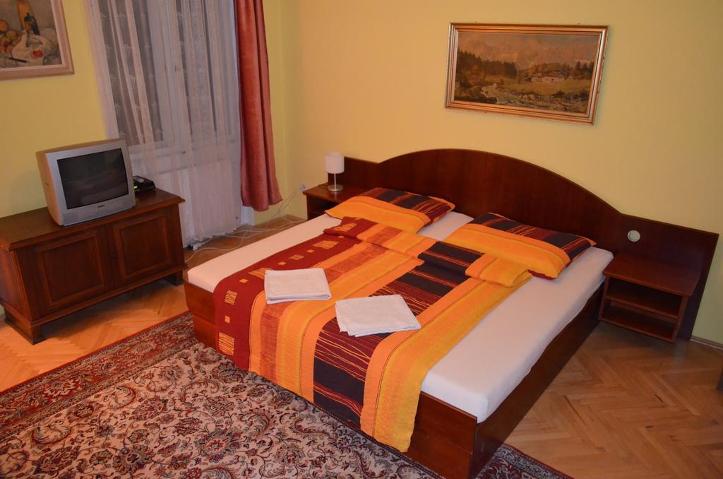 Ab Apartments Karlovy Vary Szoba fotó