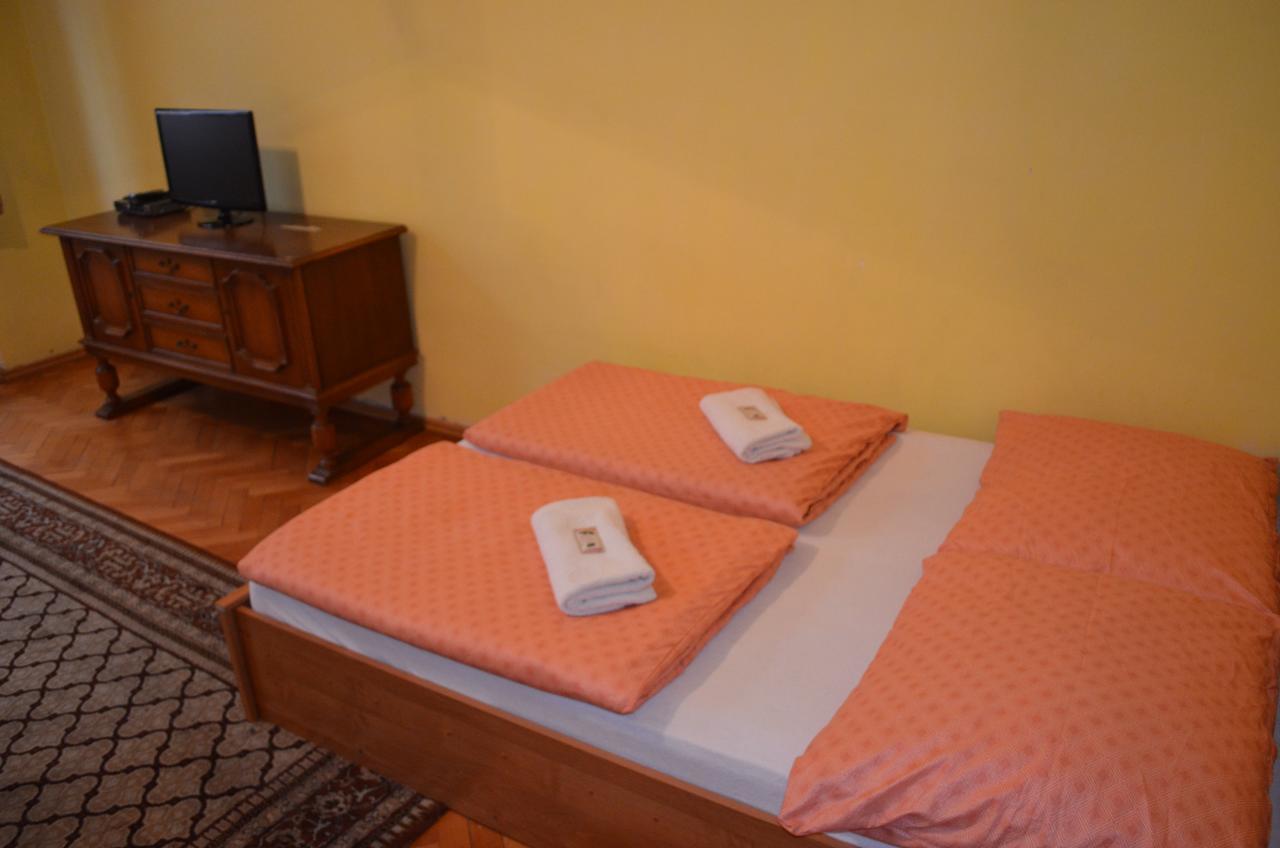 Ab Apartments Karlovy Vary Kültér fotó