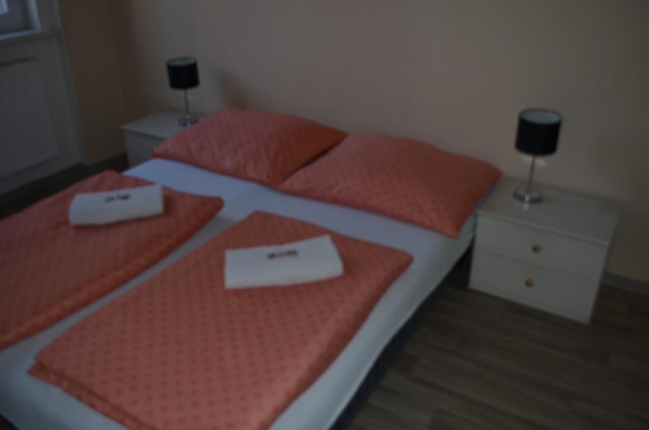 Ab Apartments Karlovy Vary Kültér fotó